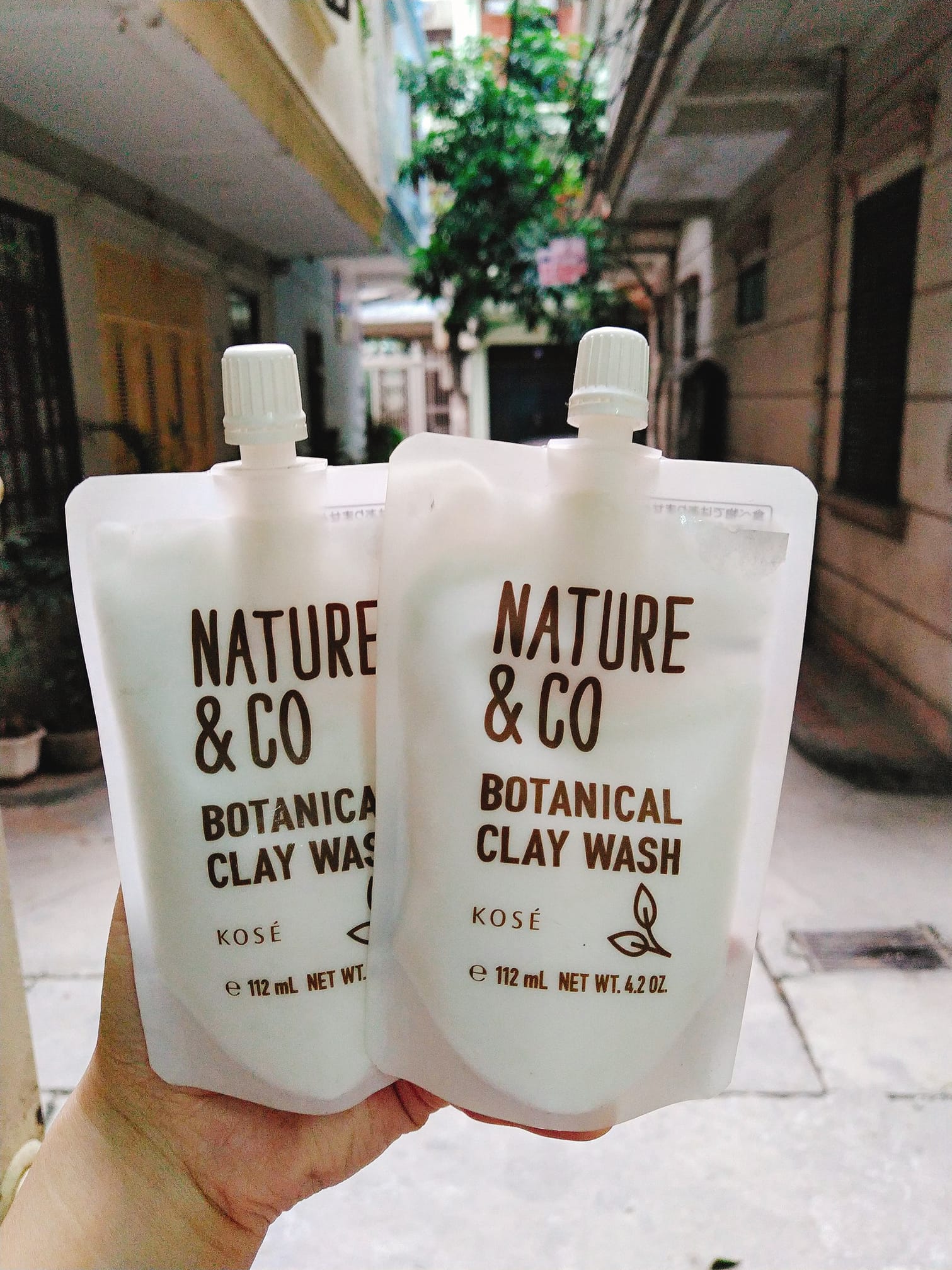 sữa rửa mặt NATURE & CO BOTANICAL CLAY WASH dùng cho mọi loại da